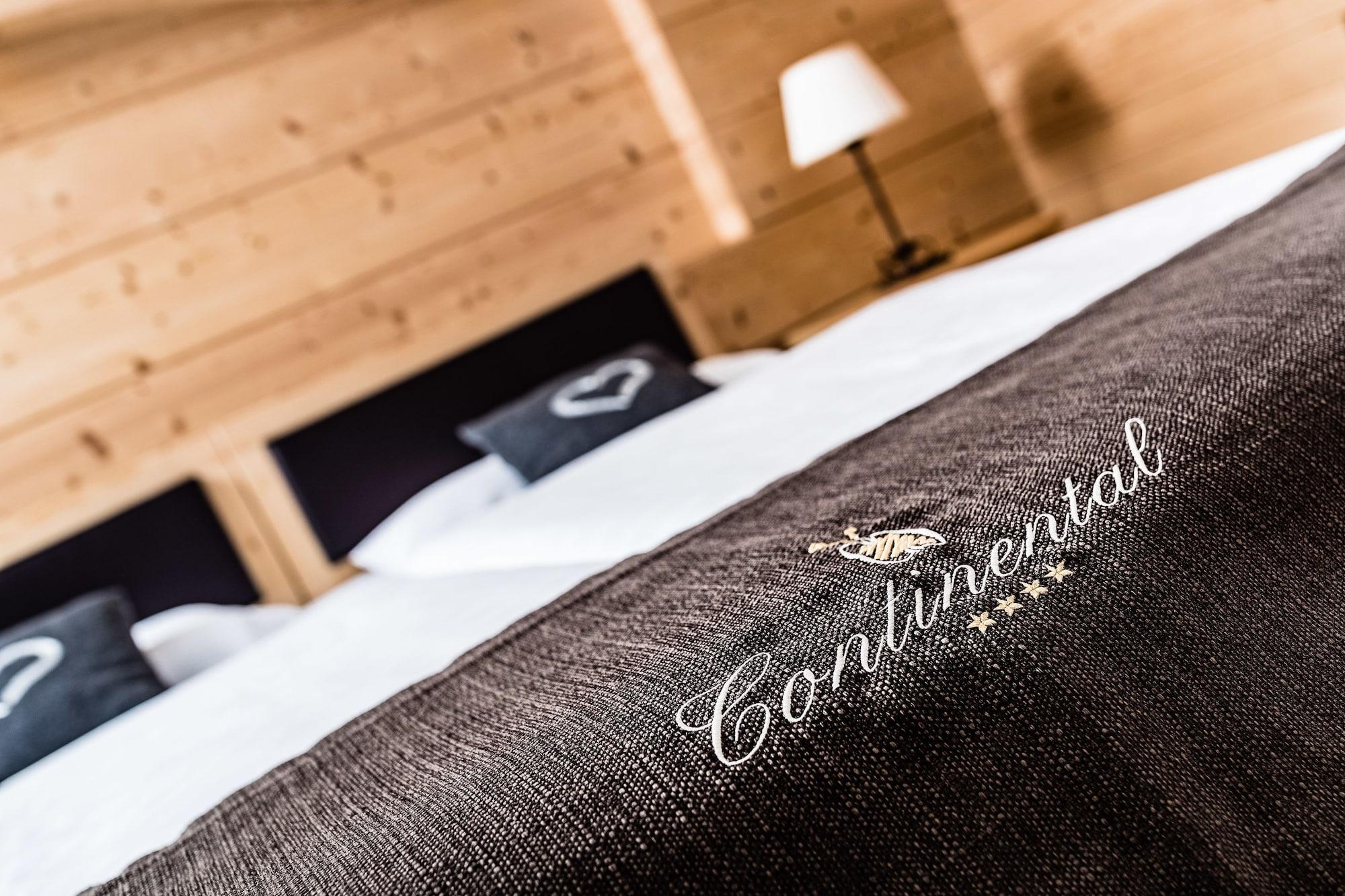 Hotel Continental Dolomites Selva di Val Gardena Exterior foto