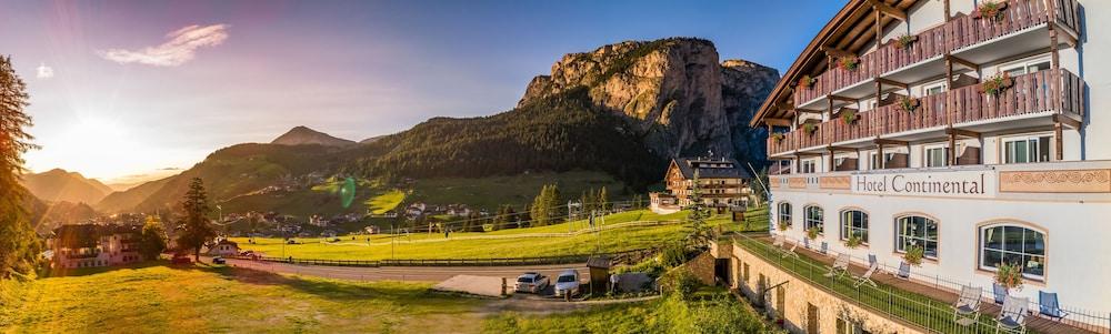 Hotel Continental Dolomites Selva di Val Gardena Exterior foto